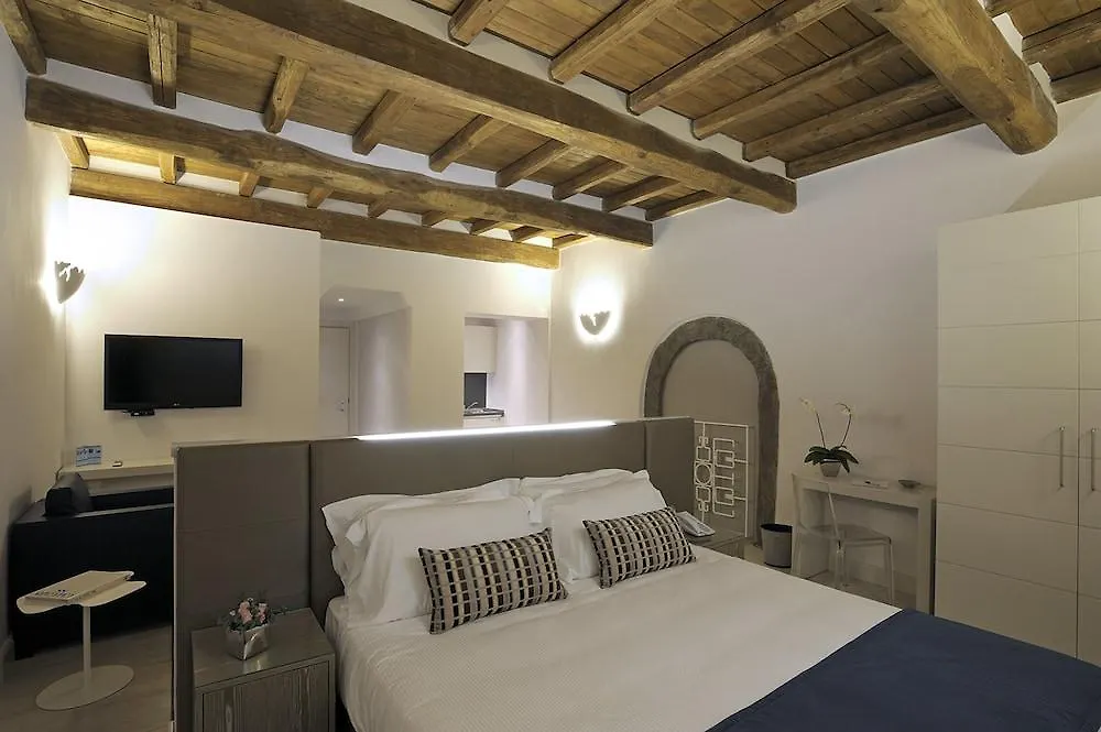Trevi Palace Luxury Inn Rome