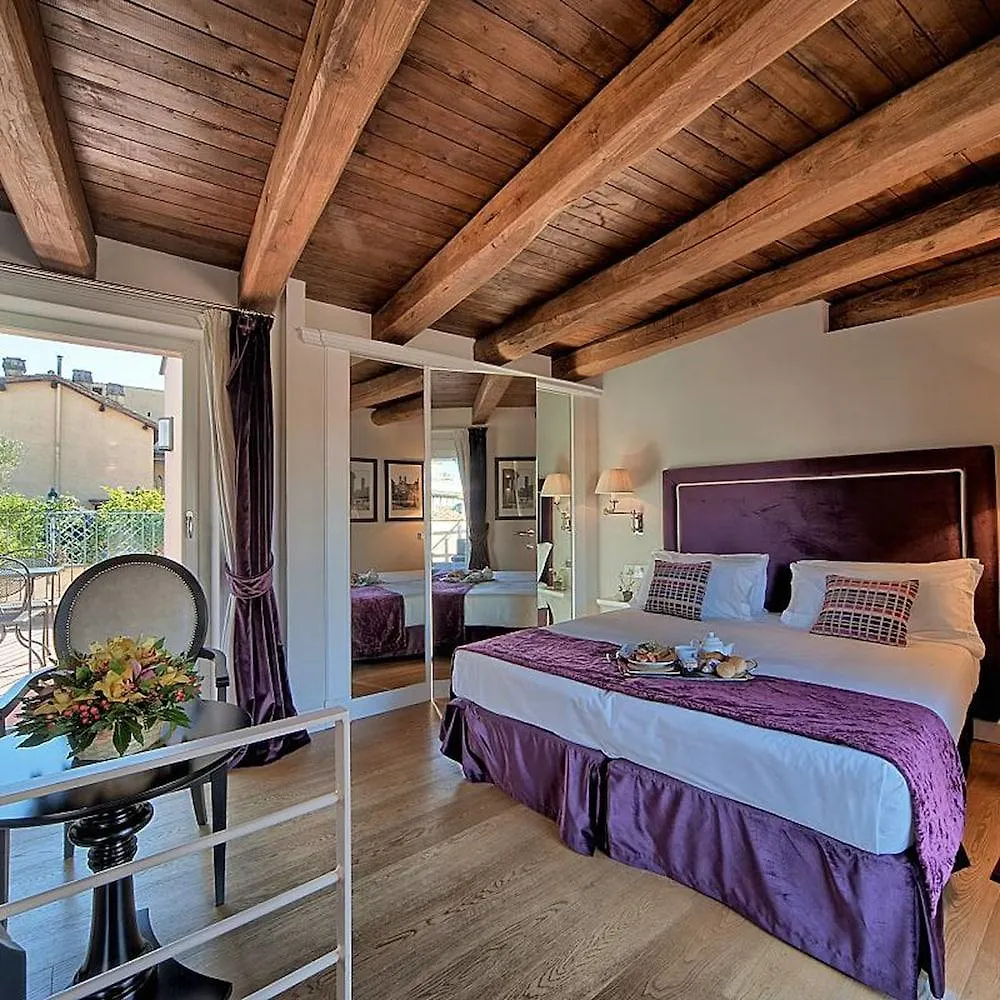 Trevi Palace Luxury Inn Rome Hotel