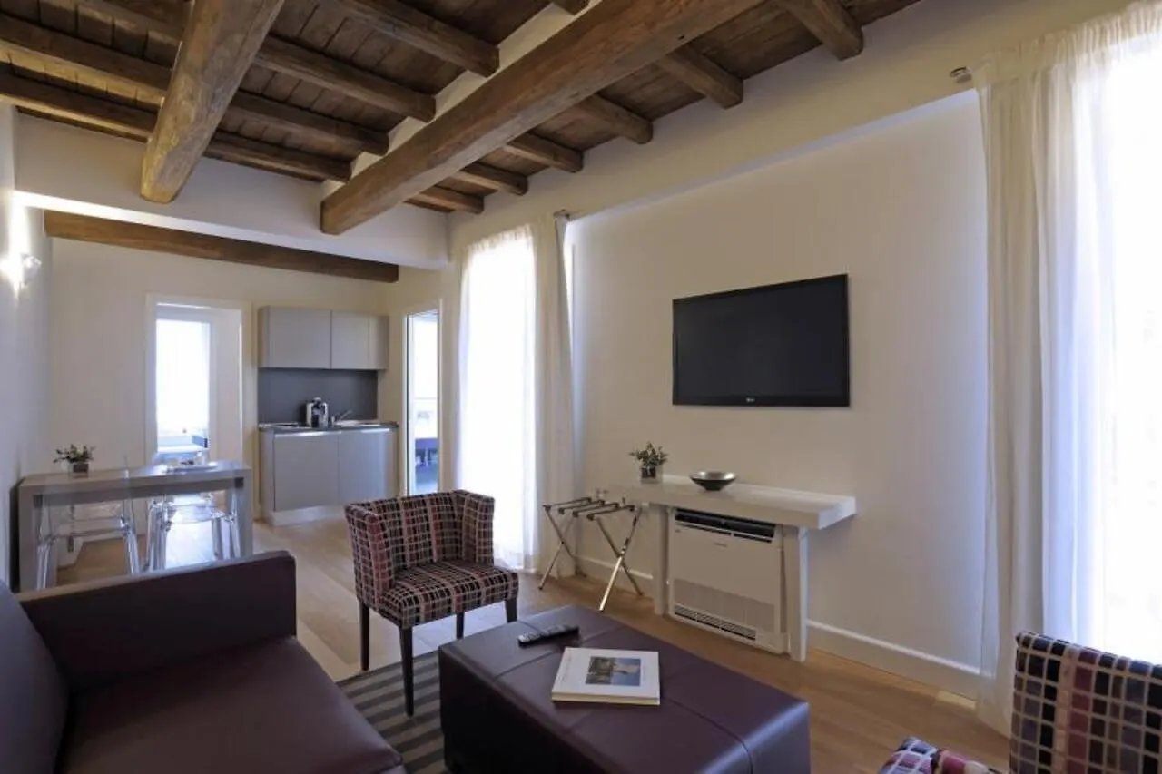 Trevi Palace Luxury Inn Rome 4*,