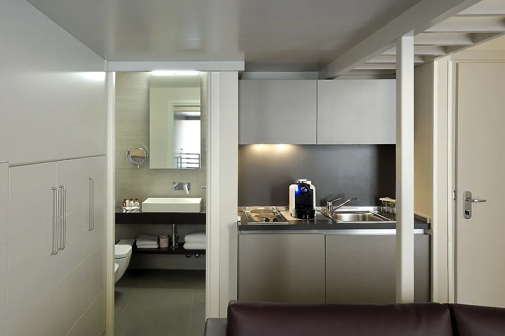 Trevi Palace Luxury Inn Roma Hotel
