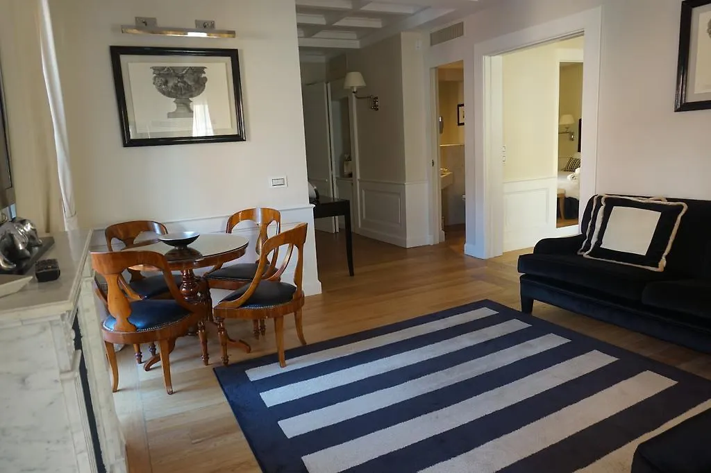 Hotel Trevi Palace Luxury Inn Roma